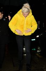 PIXIE LOTT Leaves Ritz Hotel in Paris 01/21/2018