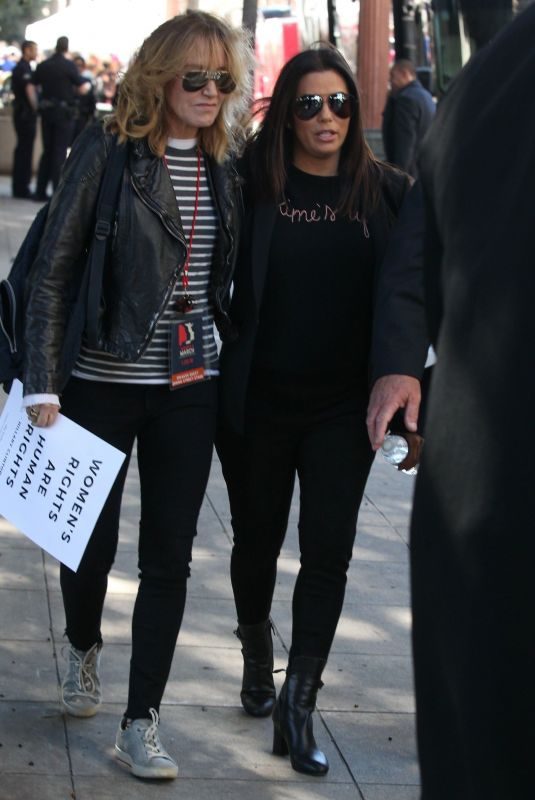 Pregnant EVA LONGORIA and FELICITY HUFFMAN at 2018 Women’s March in Los Angeles 01/20/2018