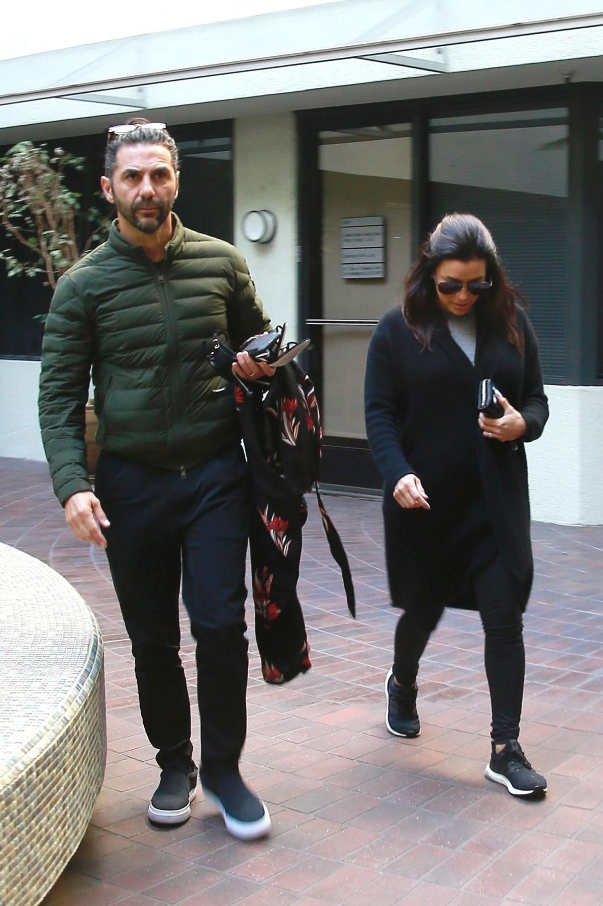 Pregnant EVA LONGORIA Leaves a Medical Clinic in Beverly Hills 01/25 ...