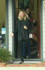 Pregnant KIRSTEN DUNST Leaves a Nail Salon in Toluca Lake 01/19/2018