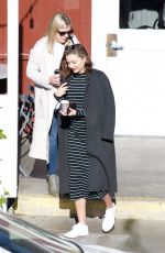 Pregnant MIRANDA KERR Out for Lunch in Brentwood 01/21/2018