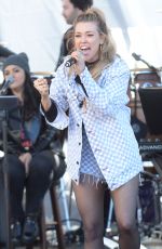 RACHEL PLATTEN Performs at 2018 Women