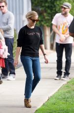REESE WITHERSPON Out in Los Angeles 01/25/2018