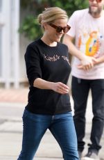REESE WITHERSPON Out in Los Angeles 01/25/2018
