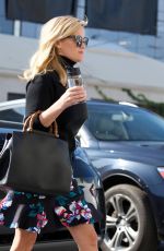 REESE WITHERSPOON Out and About in Santa Monica 01/10/2018