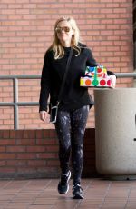 REESE WITHERSPOON Out in Brentwood 01/27/2018