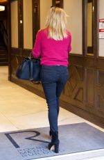 REESE WITHERSPOON Out in Los Angeles 01/23/2018