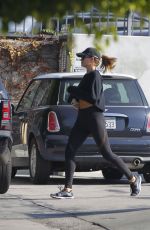 ROSIE HUNTINGTON-WHITELEY Heading to a Gym in Los Angeles 01/12/2018