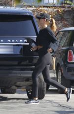 ROSIE HUNTINGTON-WHITELEY Heading to a Gym in Los Angeles 01/12/2018