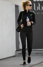 ROSIE HUNTINGTON-WHITELEY Leaves a Gym in Los Angeles 01/02/2018