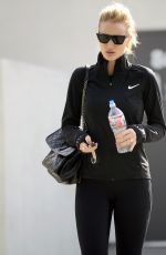 ROSIE HUNTINGTON-WHITELEY Leaves a Gym in Los Angeles 01/02/2018