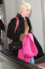 SAOIRSE RONAN at Los Angeles International Airport 01/11/2018