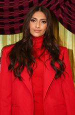SONAM KAPOOR and TWINKLE KHANNA at Pad Man Photocall in London 01/18/2018