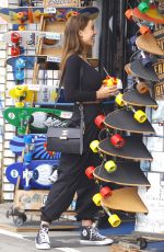 SOPHIE MUDD Out Shopping in Venice Beach 01/10/2018