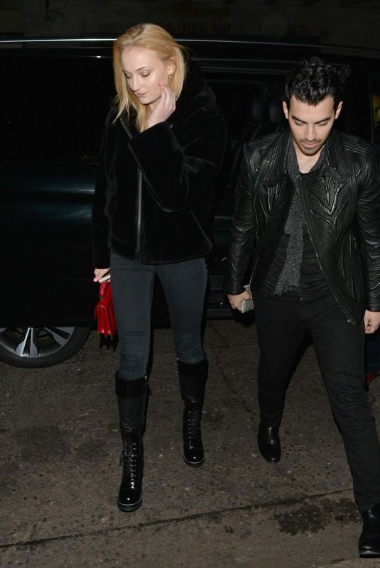 SOPHIE TURNER and Joe Jonas Out for Dinner in London 01/16/2018