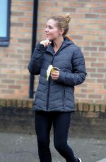 STEPHANIE WARING Leaves Dancing on Ice Hotel 01/09/2018