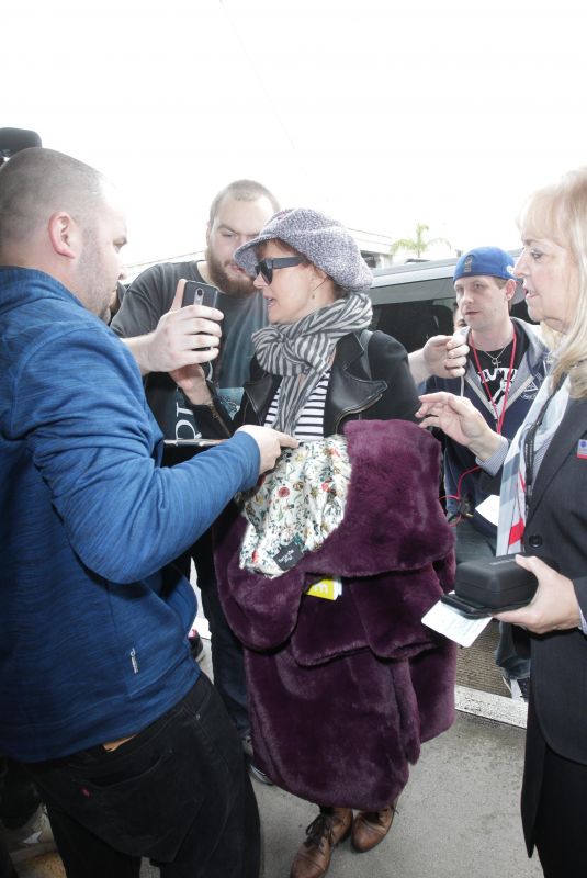 SUSAN SARANDON at Los Angeles International Airport 01/08/2018