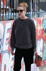 TALLULAH WILLIS Shopping at Sportie LA on Melrose Avenue in Los Angeles 01/30/2018