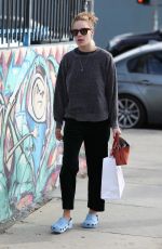 TALLULAH WILLIS Shopping at Sportie LA on Melrose Avenue in Los Angeles 01/30/2018