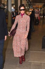 VICTORIA BECKHAM Arrives in Paris 01/17/2018
