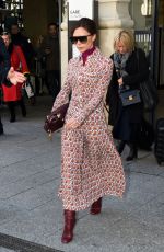 VICTORIA BECKHAM Arrives in Paris 01/17/2018