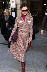 VICTORIA BECKHAM Arrives in Paris 01/17/2018