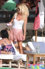 VICTORIA SILVSTEDT Out for Lunch at Shelona in St Barts 01/03/2018