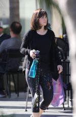 ZOOEY DESCHANEL Shows New Haircut as She Goes to a Gym in Los Angeles 01/25/2018