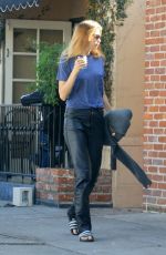 ABBEY LEE KERSHAW out for Coffee at Alfred