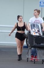 ARIEL WINTER Shopping at Bed Bath and Beyond in Los Angeles 02/07/2018