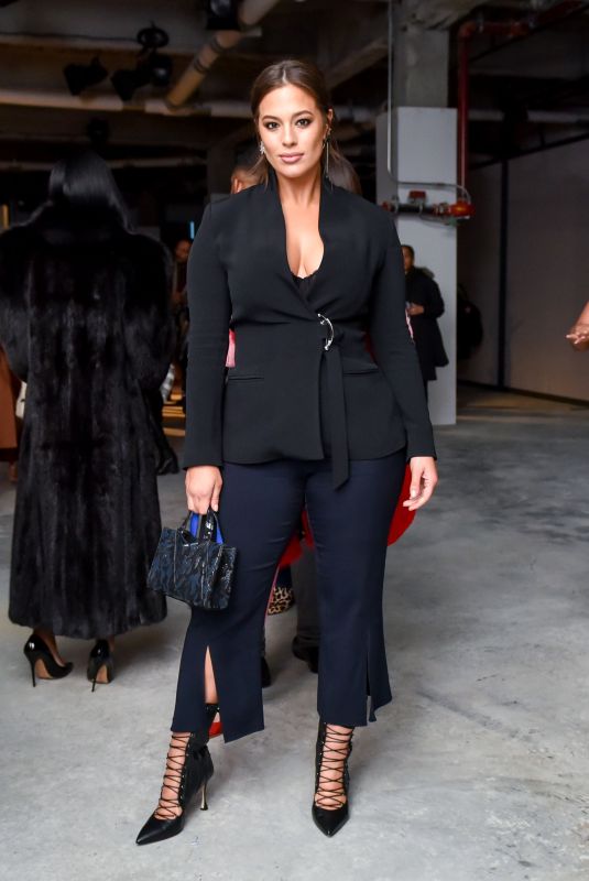 ASHLEY GRAHAM at Cushnie et Ochs Show at New York Fashion Week 02/09/2018