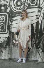 CHIARA FERRAGNI Out and About in Los Angeles 02/04/2018