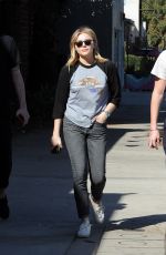 CHLOE MORETZ and Brookyln Beckham Out for Lunch in Studio City 02/04/2018