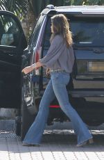 CINDY CRAWFORD Out for Lunch at Cafe Habana in Malibu 02/01/2018