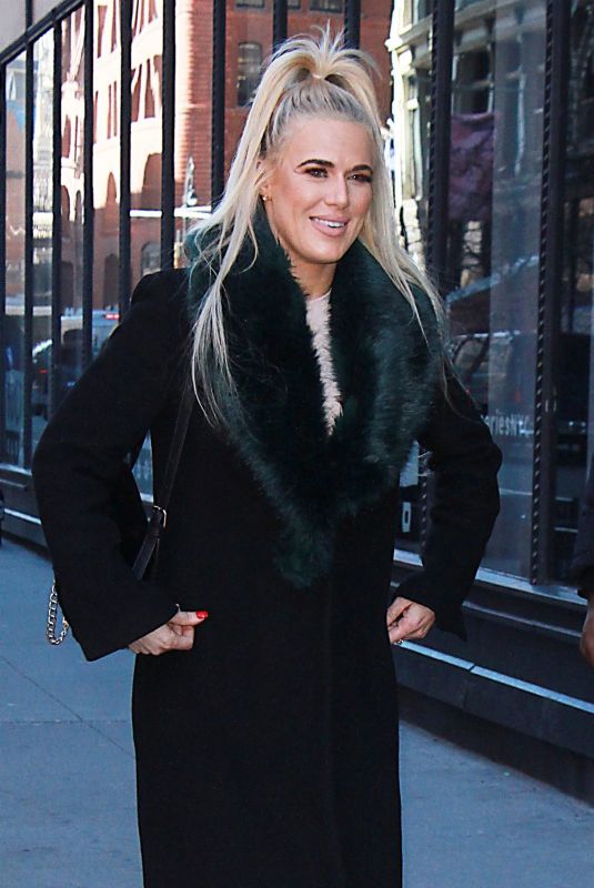 CJ LANA PERRY Arrives at Build Series in New York 01/31/2018