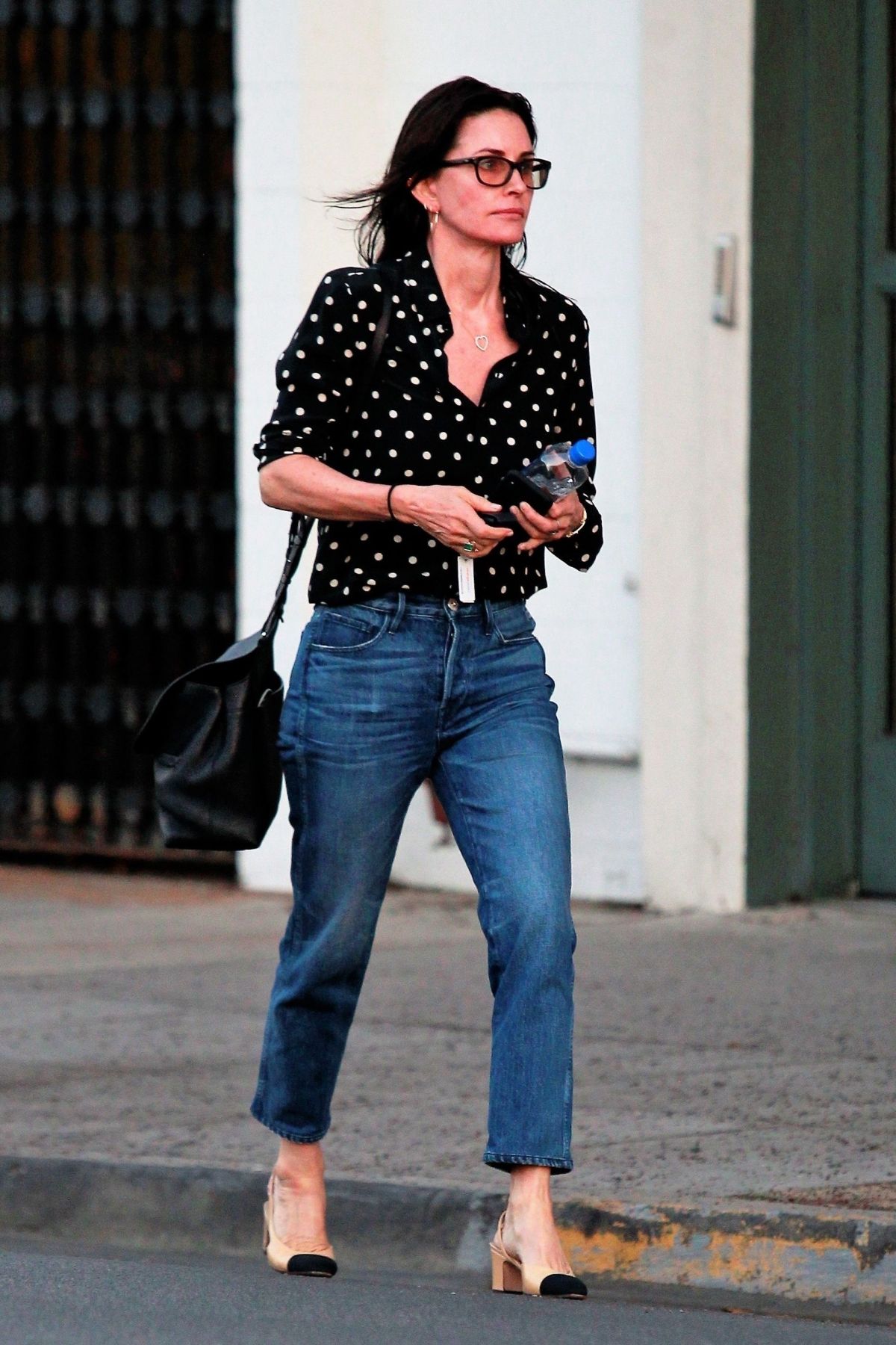 COURTENEY COX Leaves a Hair Salon in Los Angeles 01/31 ...