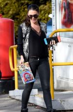 DANIELLE LLOYD Gets Her Hair Cut in Birmingham 02/23/2018
