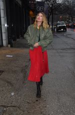 DOUTZEN KROES Arrives at a Hair Salon in New York 02/07/2018