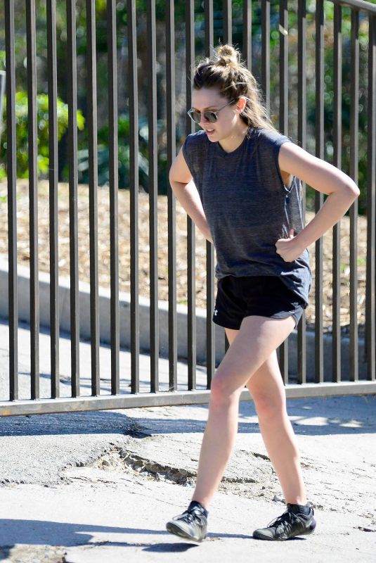 ELIZABETH OLSEN Out Hikking in Runyon Canyon in West Hollywood 02/05/2018