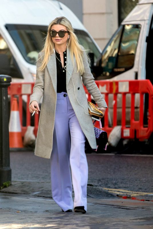 GEORGIA TOFFOLO Out and About in Chelsea in London 02/15/2018
