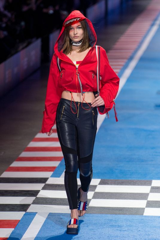 GRACE ELIZABETH at Tommy Hilfiger Spring/Summer 2018 Runway Show in Milan 02/25/2018