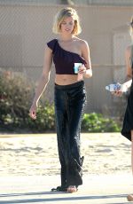 HAILEY VLAUSON Out in Huntington Beach 01/31/2018