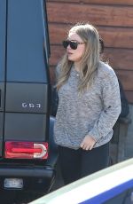 HILARY DUFF Leaves a Veterinarian in Studio City 02/18/2018
