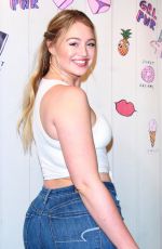 ISKRA LAWRENCE at Spark x Iskra in Store Event in New York 02/02/2018