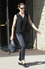 JENNIFER GARNER Arrives at Church in Los Angeles 02/04/2018