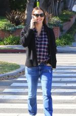 JENNIFER GARNER Out and About in Los Angeles 02/09/2018