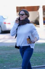 JENNIFER GARNER Out and About in Los Angeles 02/15/2018