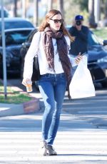 JENNIFER GARNER Out and About in Los Angeles 02/15/2018