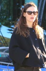 JENNIFER GARNER Out for Lunch at Kreation Cafe in Brentwood 02/16/2018