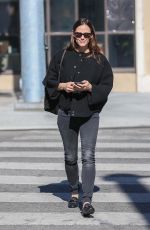 JENNIFER GARNER Out for Lunch at Kreation Cafe in Brentwood 02/16/2018